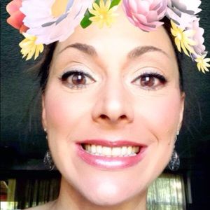 Meet your Posher, Shellie